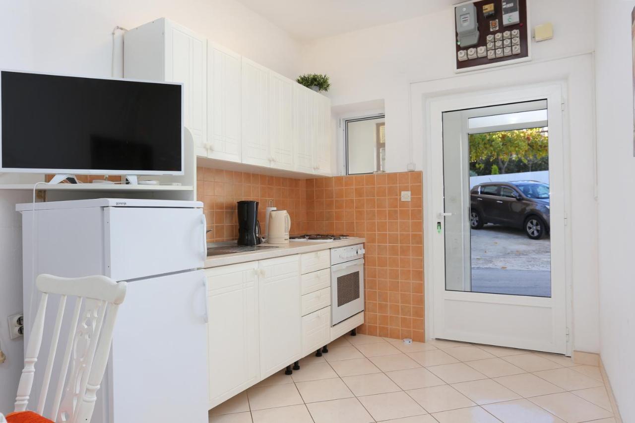 Apartments By The Sea Seget Donji, Trogir - 2029 Exterior foto