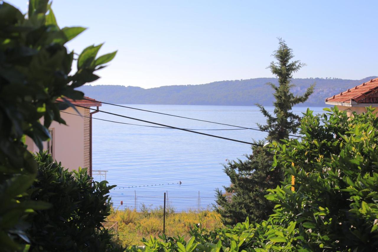 Apartments By The Sea Seget Donji, Trogir - 2029 Exterior foto