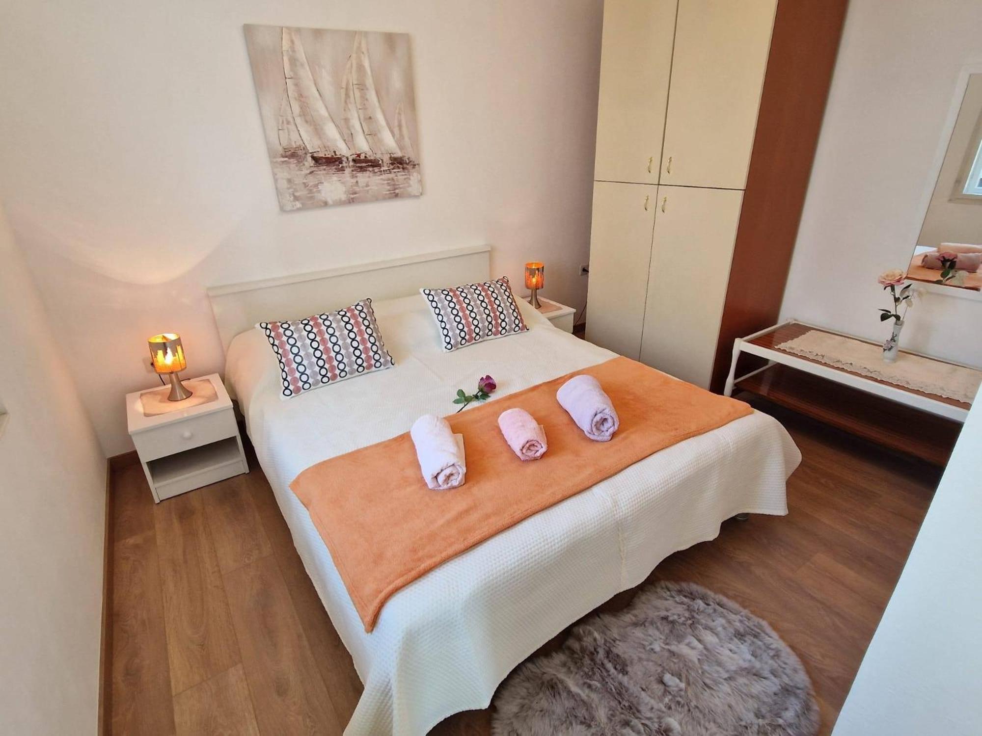 Apartments By The Sea Seget Donji, Trogir - 2029 Exterior foto